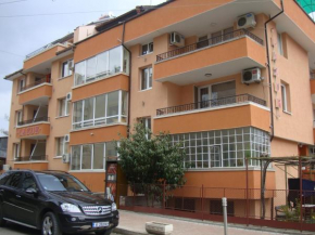 Guest House Lazur